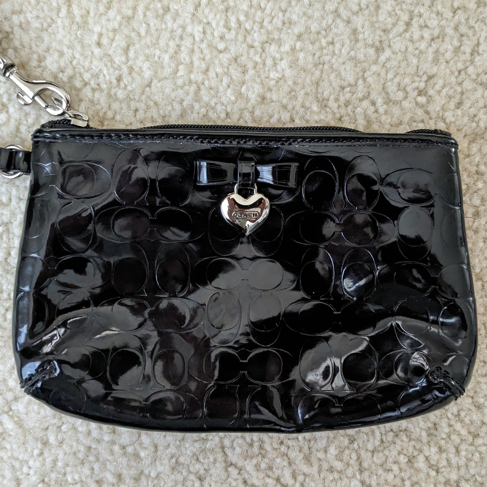 Coach Signature Wristlet - Black Patent Leather